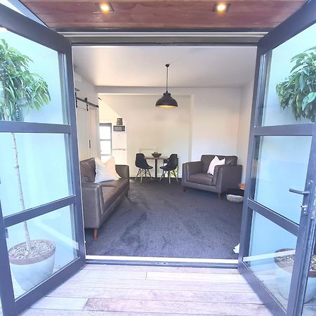 Apartment 1 - Haddin Court - Executive One Bedroom Blenheim Buitenkant foto