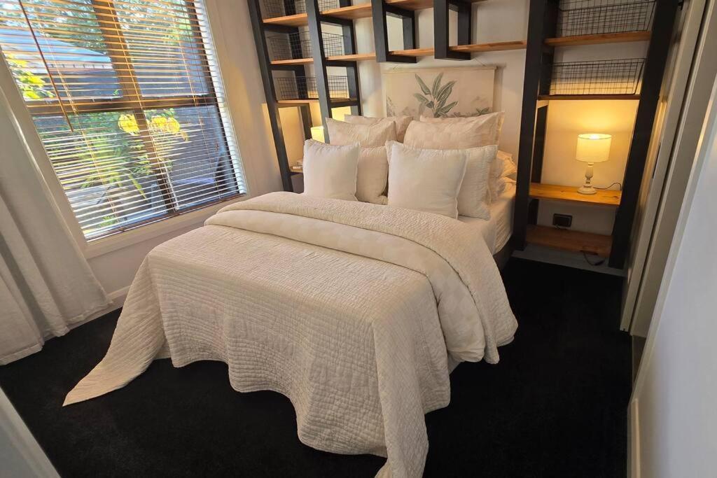 Apartment 1 - Haddin Court - Executive One Bedroom Blenheim Buitenkant foto